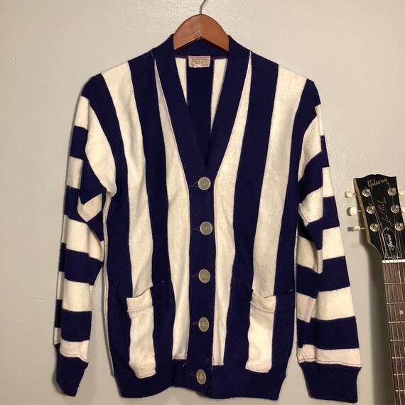 50s Vintage Vertical Striped Long Sleeved Cardiga… - image 1