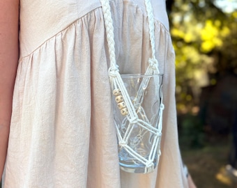 Palatinate Dubbeglas holder, macrame style, for wearing around the neck | Personalized bottle holder with name | Wine hiking glass holder | Festival accessory