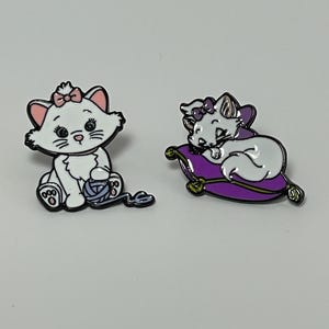 Aristocats Duchess Metal Pin