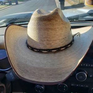 Hat Saddle, Hat Holder