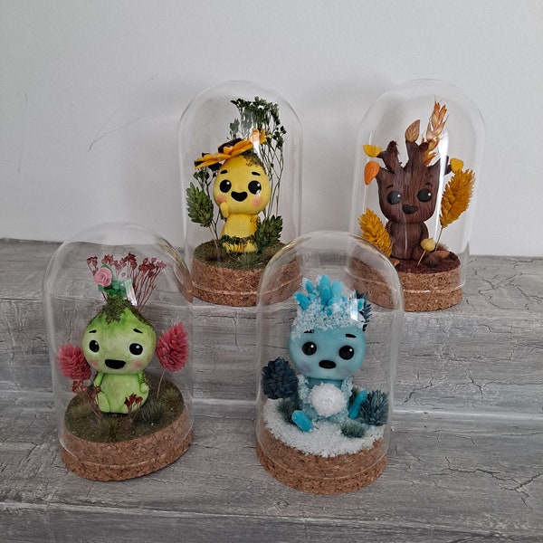 Mini cloches en verre decoratives sur le thème des saisons en argile polymère