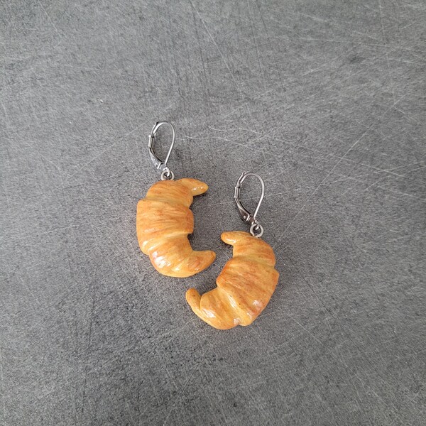 Boucles d'oreilles pendantes croissant, Boucles d'oreilles viennoiseries, Crochets d'oreilles, Cadeau original et gourmand