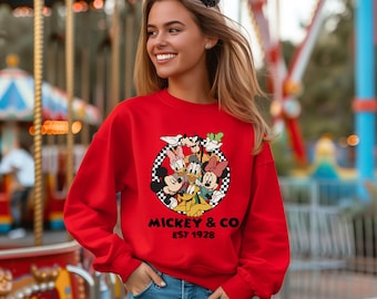 Women's "MICKEY & CO EST 1928" Unisex Fit Heavy Blend™ Crewneck Sweatshirt