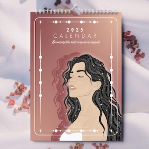 2025 Woman Wandkalender | Selbstliebe Kunst | Hexenkunst | Illustrierter 12-Monats-Kalender | Psychische Gesundheit Geschenk | Body-Positive | Affirmationen