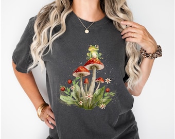Cottagecore Frog Mushroom Shirt Toadstool Tshirt Botanical Mushroom Tee Frog Cottagecore Shirt Womens Mushroom Shirts