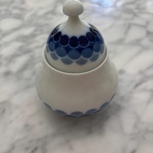 Melitta Blue Gradient Sugar Bowl - German Modernism - Vintage - Blue Circles and Waves Design - Excellent Condition