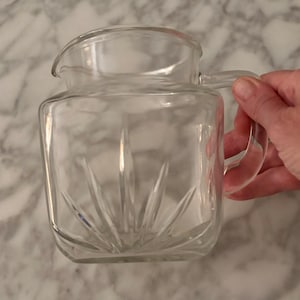 Vintage Federal Glass Starburst pitcher - a classic! MCM