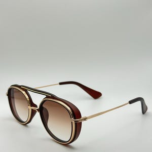 Vintage Pilot Aviator Sunglasses - Brown Gradient Lens, Gold Frame, UV400 Polarized Retro Shades with Personalized Sunglasses Case