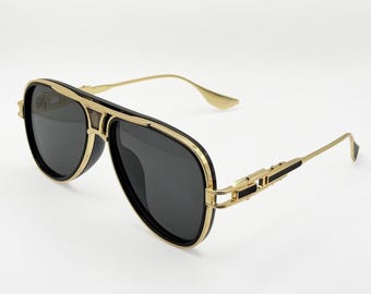 Aviator Sunglasses with Gold Metal Frame, Black Details and Gradient Lenses