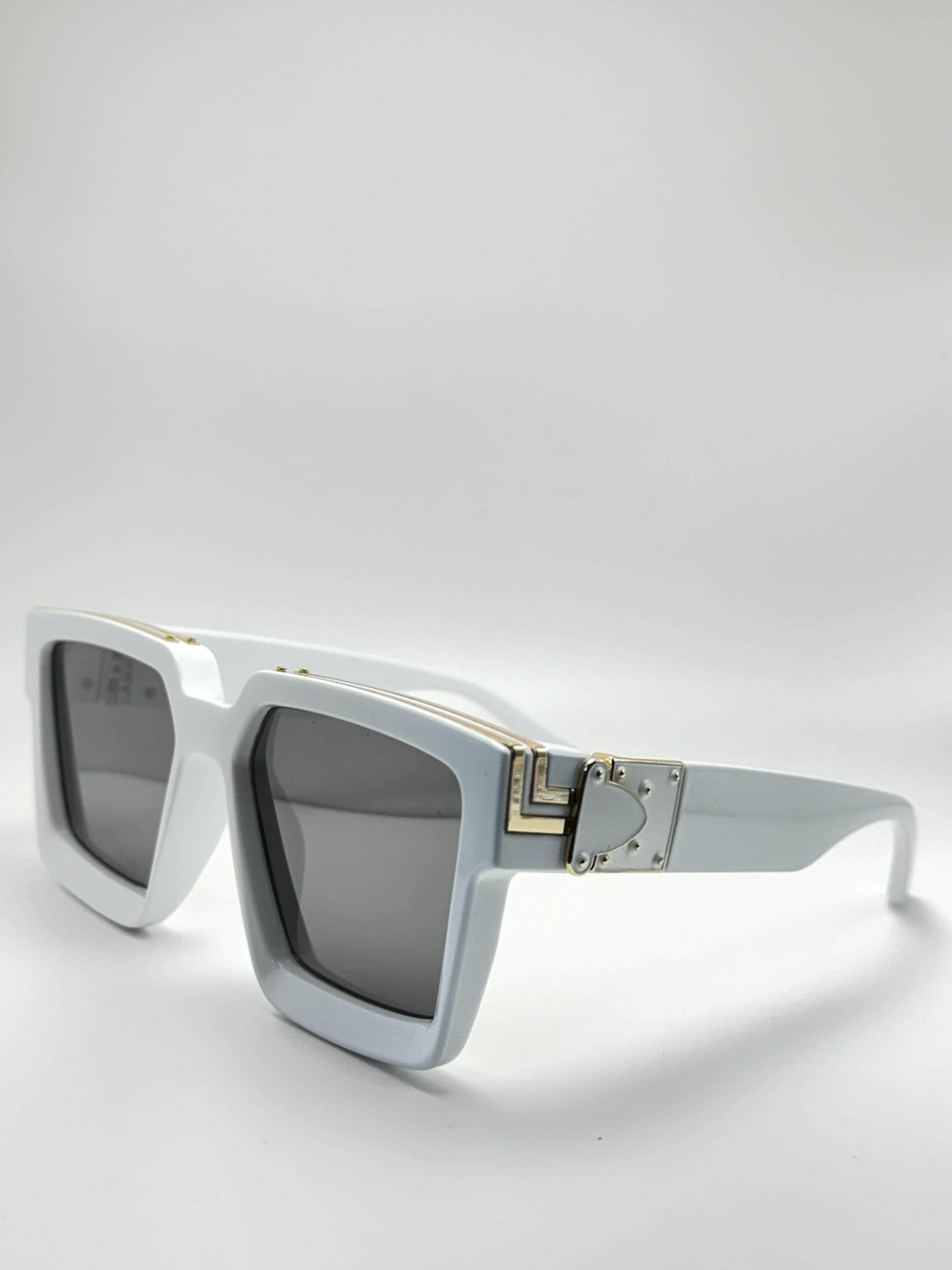 Oversized Retro Square Sunglasses: Black Acetate Frames 