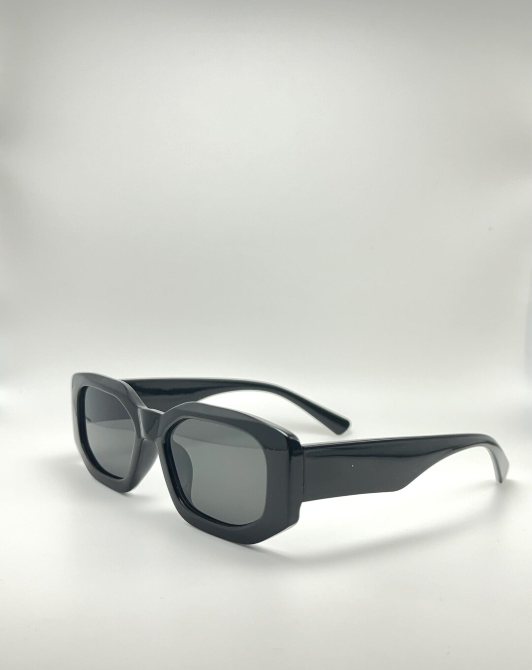 Eleganti occhiali da sole rettangolari vintage: occhiali con