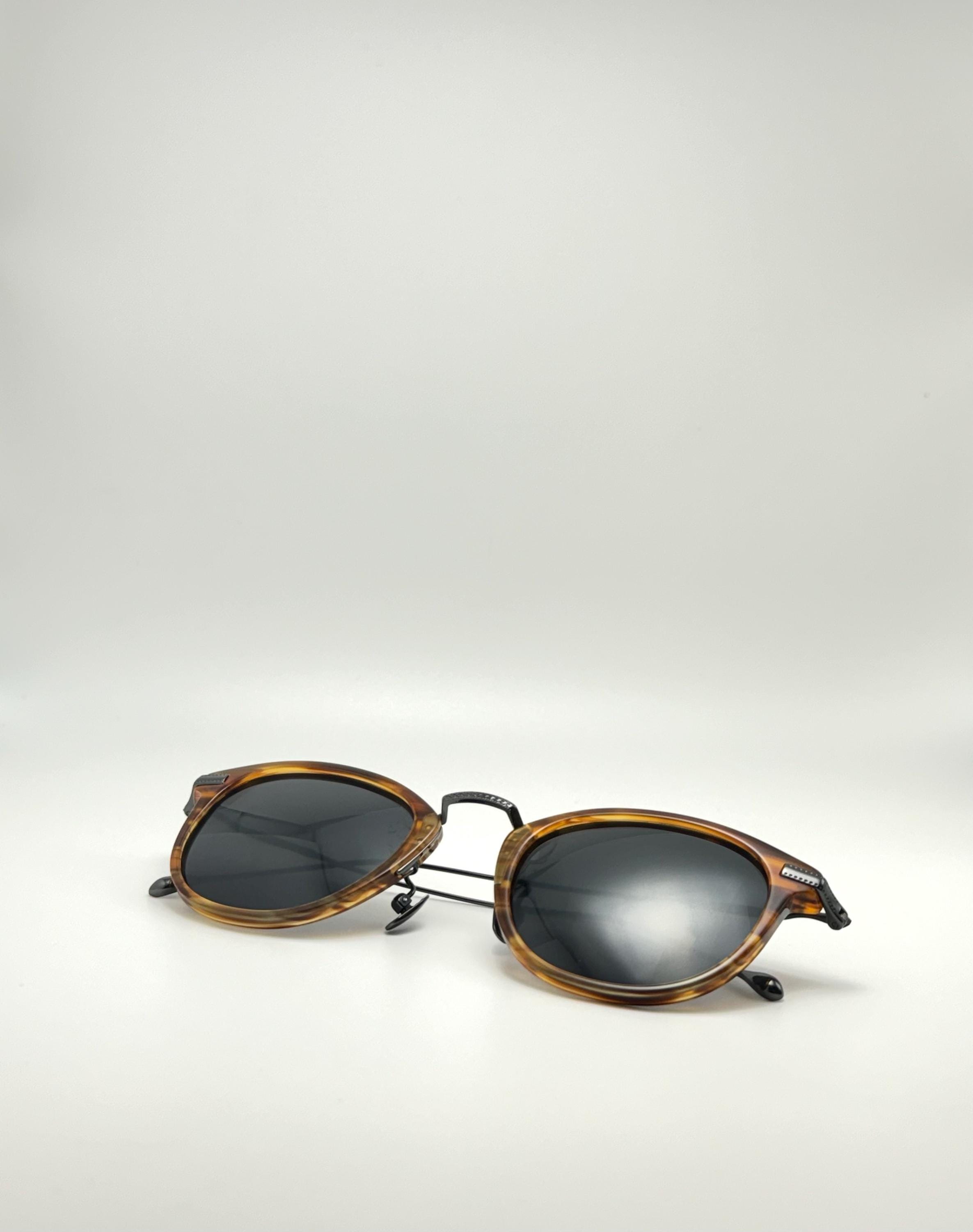 Tiger Stripe Triangle Retro Sunglasses - Yellow and Black New Men main image 4