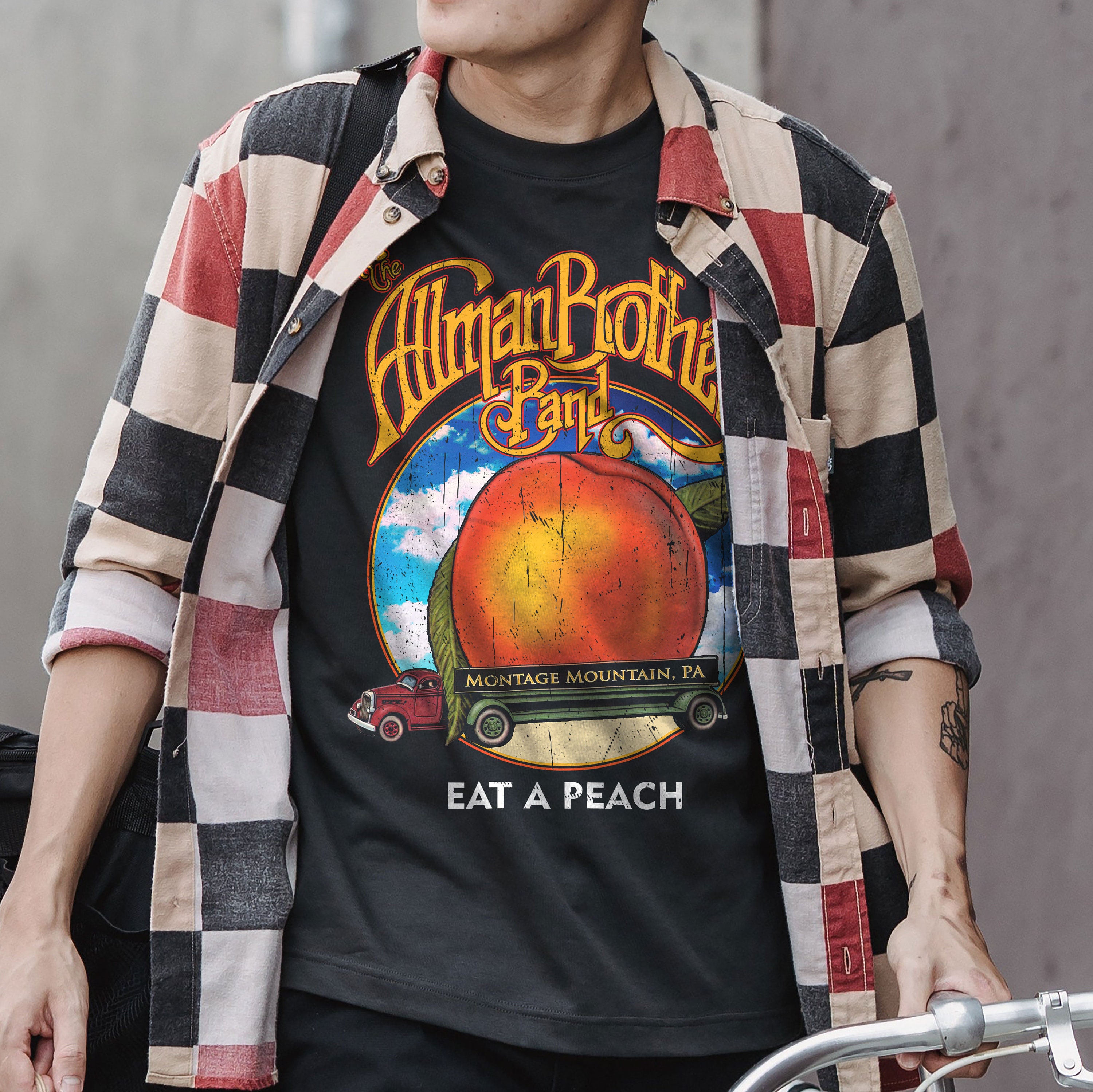 Discover The Allman Brothers Band Eat A Peach Vintage T-Shirt