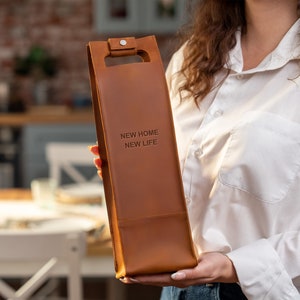Personalized Leather Wine Case, Leather Bottle Case Gift, Custom Wine Bottle Holder, Handmade Leather Wine Tote, Custom Wine Bottle Bag