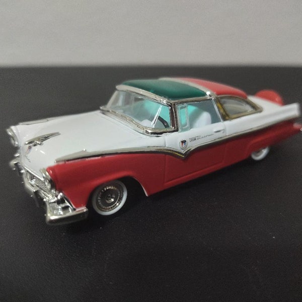 1955 Ford Crown Victoria - 1/43 scale Diecast Model  Car