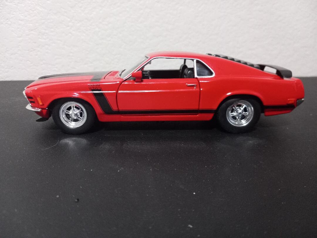 Cool 1970 Ford Mustang Boss 302 Stripes Waterslide Decals - 1/24 & 1/25 Scale Model Car Decals 2 thumbnail image