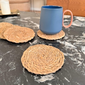 Posavasos redondos de hierba marina, conjunto de 6 posavasos de yute, posavasos boho, decoración de mesa de comedor, posavasos de mimbre,