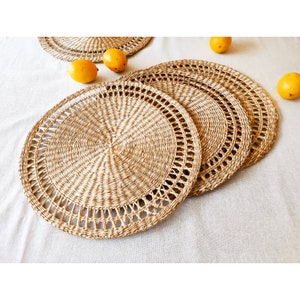 Bohemian Style Placemat, Round Table Mat, Round Seagrass Placemat, Handwoven Placemat, Dining Table Decor, Wicker Placemat