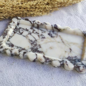 VIOLA Marble Scalloped Rectangle Tray 28cm.x16cm.x2cm ST3 Design image 1