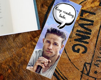 Charlie Hunnam bokmärke, glansigt laminerat boksidhållare, present till läsaren