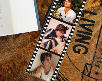 Joe Keery Bookmark, Laminated Glossy Photo Strip Page Holder