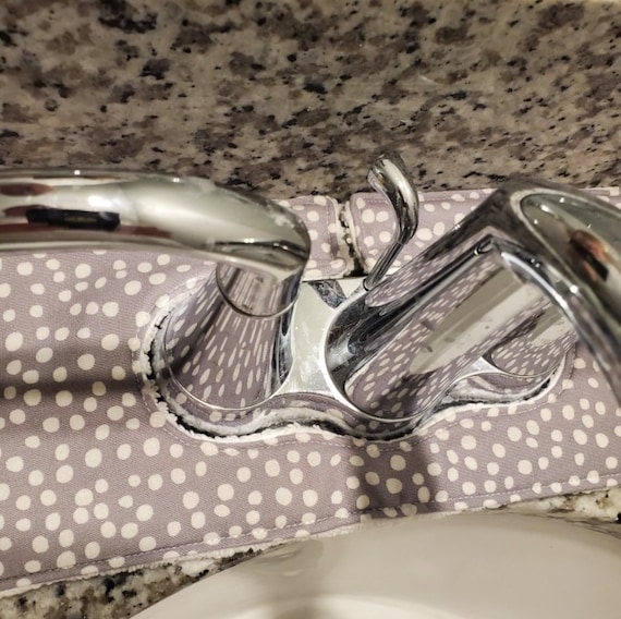 Cotton Bathroom Faucet Splash Catcher: Absorbent Sink Drip Mat