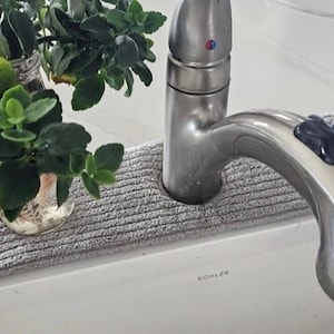 Faucet Drip Catcher Mat: Kitchen Sink Accessory