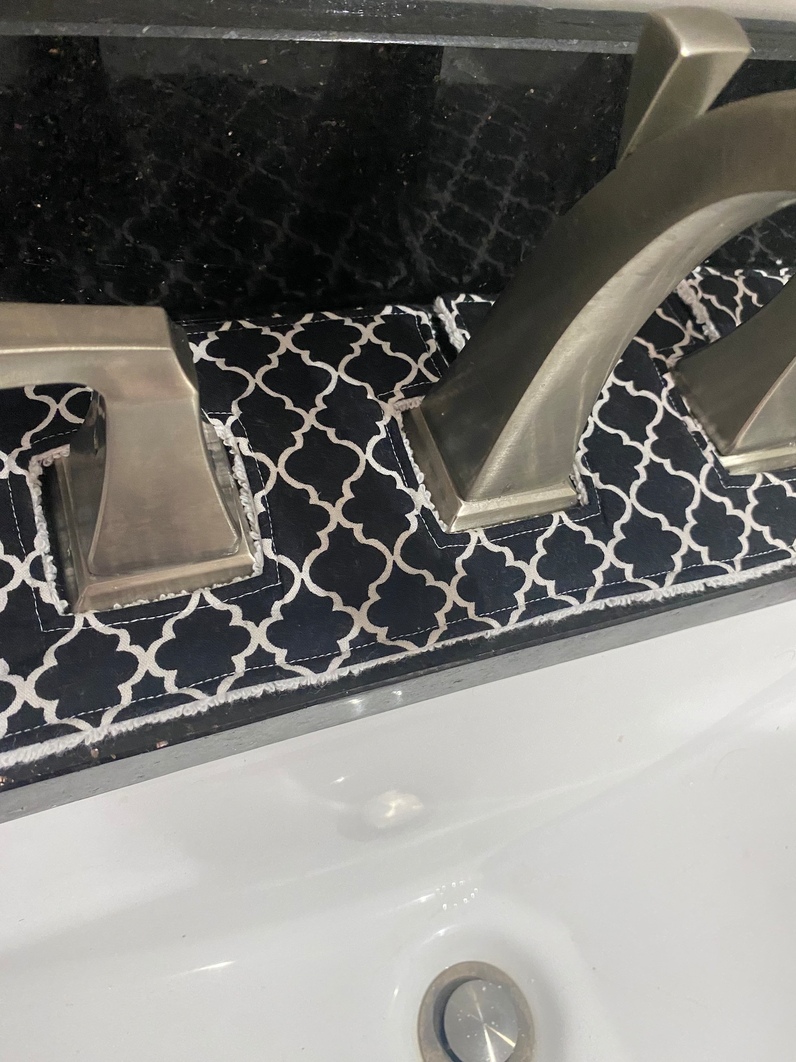 Drip Catcher,bathroom Accessories,3 Square Hole 2x2, Sink Accessory ...