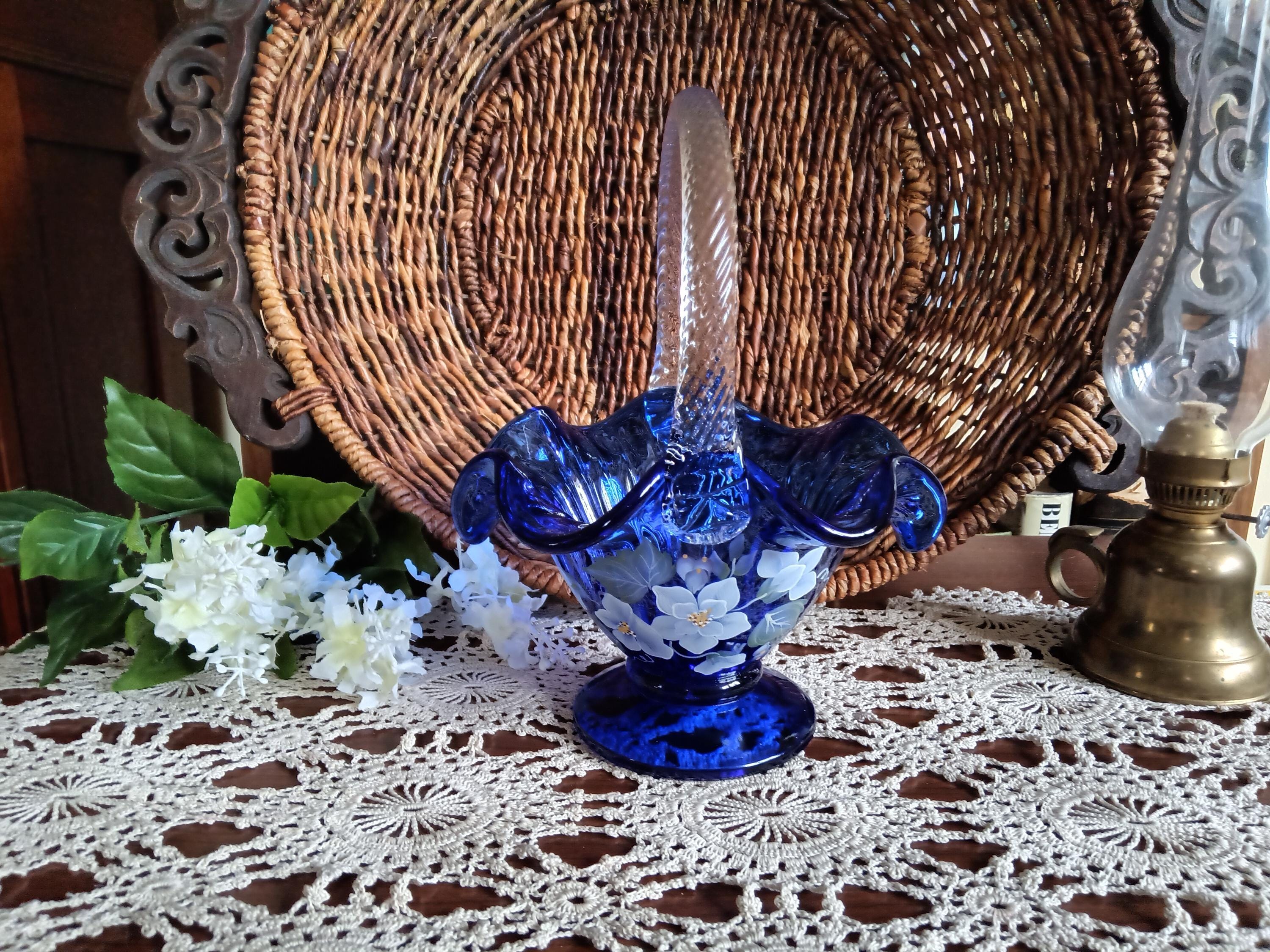 フェントン製のブルーの花籠 Fenton Basket Hand Painted and Signed - Etsy