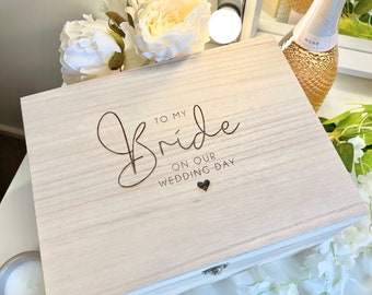 Personalized Wooden Wedding Keepsake Box - Personalised Bride Gift Memory Box - Wedding Memory Box- Unique Wedding gifts- laser/Hand Burnt