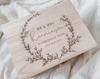 Personalized Wooden Wedding Keepsake Box - Personalised Memory Box - Wedding Memory Box- Unique Wedding gifts- laser/Hand Burnt