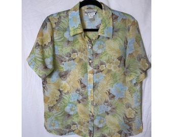 Pendleton Women's Lightweight Tropical Women's Button Down Top, Size 10