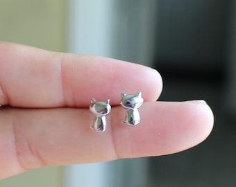 Tiny Cat Stud Earrings: 925 Sterling Silver Animal Jewelry
