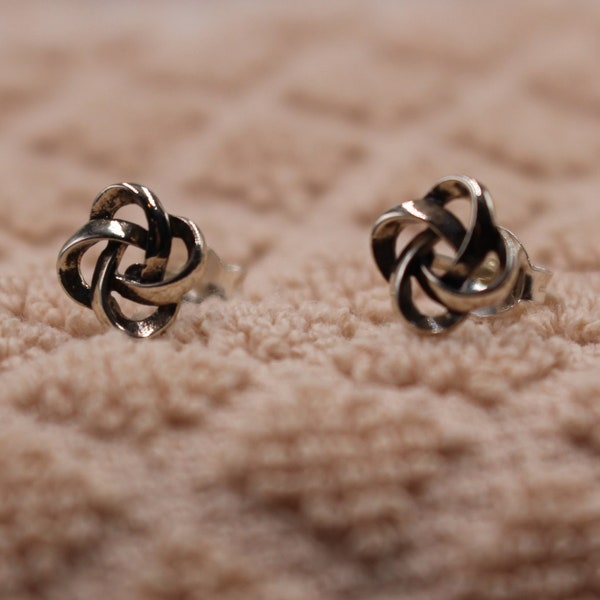 Celtic Knot Earrings Stud, 925 Sterling Silver Stud Earrings, Celtic Earrings, Earrings for Women, Girls, Children