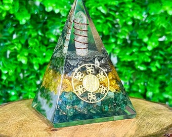 Money Magnet Gemstone Pyramid: Pyrite, Citrine & Aventurine with Zibu Symbol