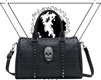 Studded Skull Handbag Gothic Bag Purse Crossbody Goth Punk Bag Horror Shoulder Bag for Women Perfect for Halloween Costume Accessory