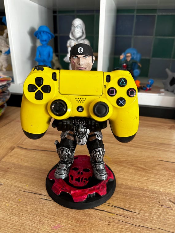 Gears of War, Marcus Felix, Phone Holder, Joystick Holder