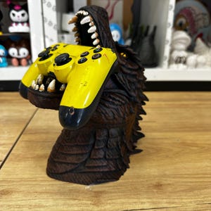 Godzilla, Phone holder, Joystick Holder, Controller Stand, Room Decor, Office decor, Gamer, Head phone holder
