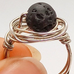 Wire store rock rings