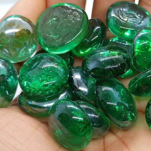 10 cabochons/galets vert foncé en verre gemmes vertes - Fournitures créatives