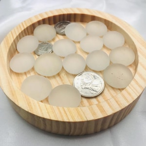 Weiße Recyclingglas Edelsteine - Vintage Frosted Glass Pebbles - Bastelbedarf