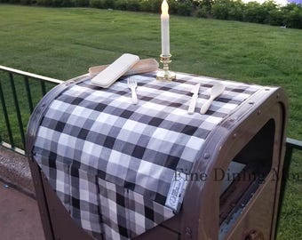 Tablecloth for Disney Trash Cans "Monochrome Bella Notte" Romantic Spaghetti Dinner Candlestick & Flatware Set, BEST Disney Vacation Gift