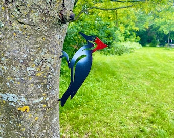 Metal Wood Pecker /  wood pecker Bird / Coloured Bird / Tree Bird / Bird Decor / Metal Yard Art/ Home Decor /Cottage Decor /Canadian Gift