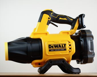 DeWalt Stubby Short Leaf Blower Nozzle for Car Detailing or Vanlife DCBL722B