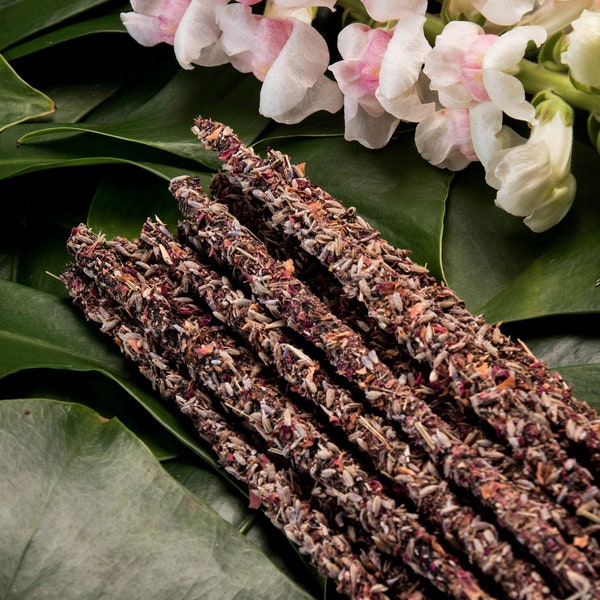 Incienso de Lavanda y Rosas, Incienso Orgánico Hecho a Mano, Chakra, Aceite Esencial de Lavanda, Sagrada Madre, Aceite Esencial de Rosa, Incienso