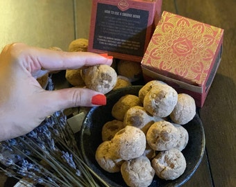 Sandalwood Olibanum Smudge Bombs: Natural Incense, Relaxation (8 Pieces)