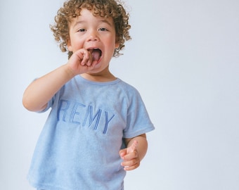 Ensembles de serviettes personnalisés 3 pièces d'été | Ensembles brodés pour enfants | T-shirt et short personnalisés Tenue d'été Nom ou initiales Bob