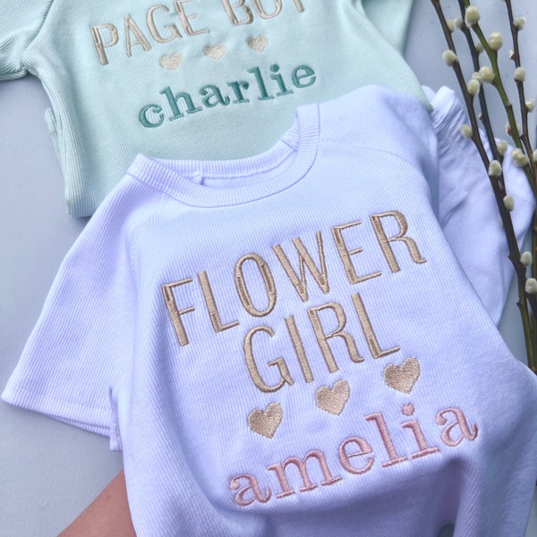 Ensembles côtelés pour enfants personnalisés d'été Ensembles brodés pour enfants T-shirt et short personnalisés Tenue d'été Nom ou initiales Page Garçon Fille de fleur