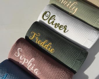 Copertina personalizzata per neonato, morbida e lavorata a maglia, con nome personalizzato, ideale come regalo per baby shower, come ricordo per il neonato.