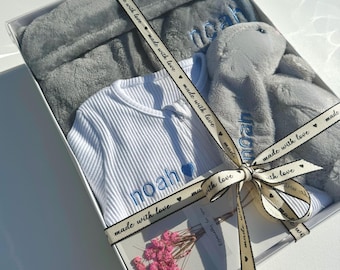 Personalized New Baby Gift Set, New Baby boy gift, New Baby Girl Gift, Newborn gift box, New Baby Gift box, Baby Shower Gift, Easter Gift